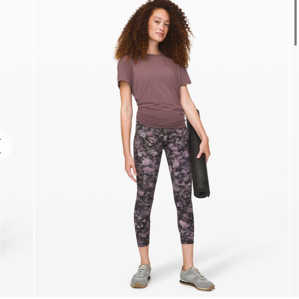 Lululemon Align Pant II 25” Crop Leggings tights Gray Floral Nulu size 2
